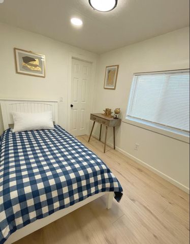 3499 E BAYSHORE Road 112, Redwood City, CA 94063