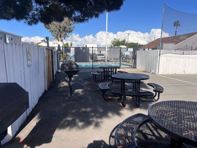 3499 E BAYSHORE Road 112, Redwood City, CA 94063