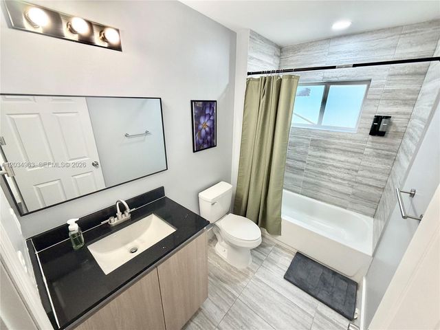 932 NW 2nd Street, Fort Lauderdale, FL 33311
