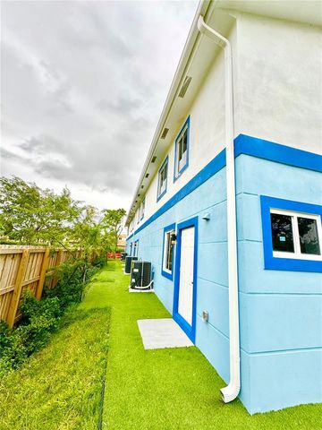 932 NW 2nd Street, Fort Lauderdale, FL 33311