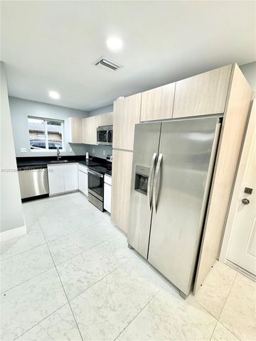 932 NW 2nd Street, Fort Lauderdale, FL 33311