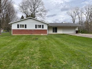 2351 Carriage Hill Drive 2351 Carriage Hill Drive, Bellefontaine, OH 43311