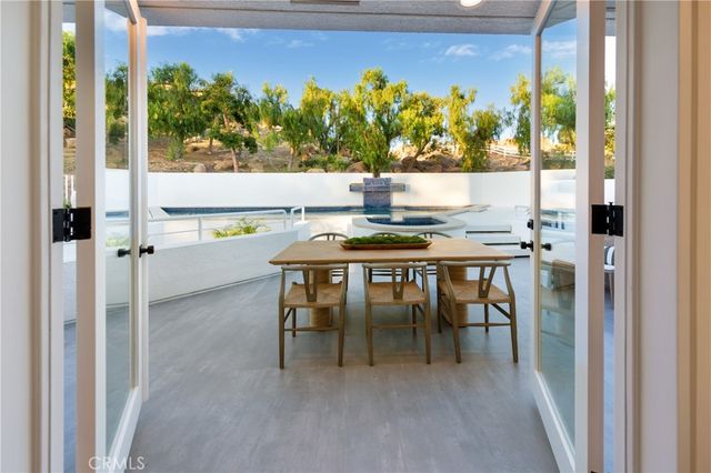 120 Stagecoach, Bell Canyon, CA 91307