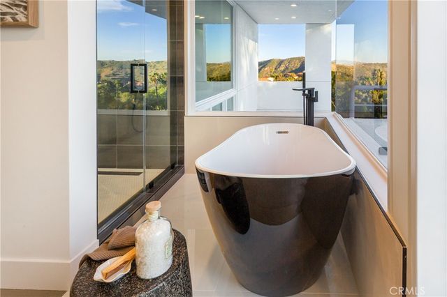 120 Stagecoach, Bell Canyon, CA 91307