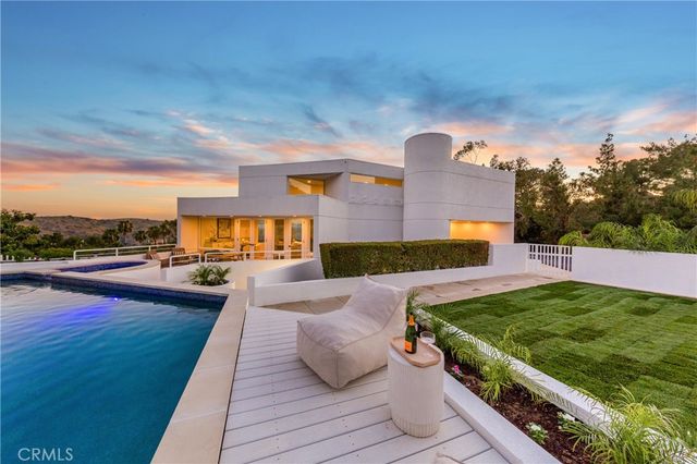 120 Stagecoach, Bell Canyon, CA 91307