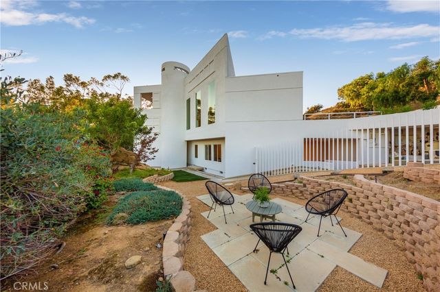 120 Stagecoach, Bell Canyon, CA 91307