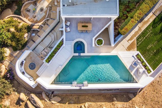 120 Stagecoach, Bell Canyon, CA 91307