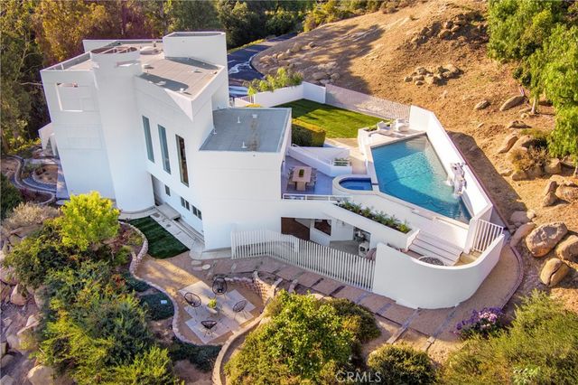 120 Stagecoach, Bell Canyon, CA 91307