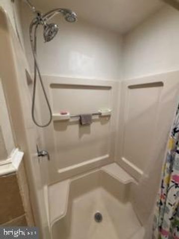 133 W GLOUCESTER PIKE, Barrington, NJ 08007