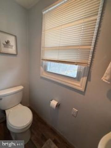 133 W GLOUCESTER PIKE, Barrington, NJ 08007