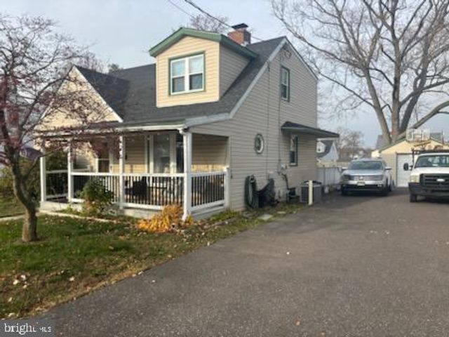 133 W GLOUCESTER PIKE, Barrington, NJ 08007