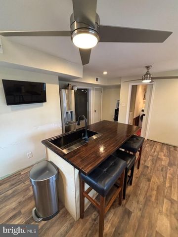 133 W GLOUCESTER PIKE, Barrington, NJ 08007