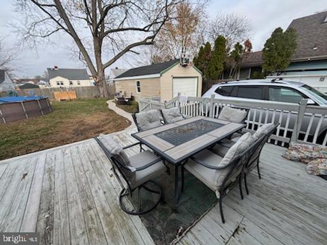 133 W GLOUCESTER PIKE, Barrington, NJ 08007