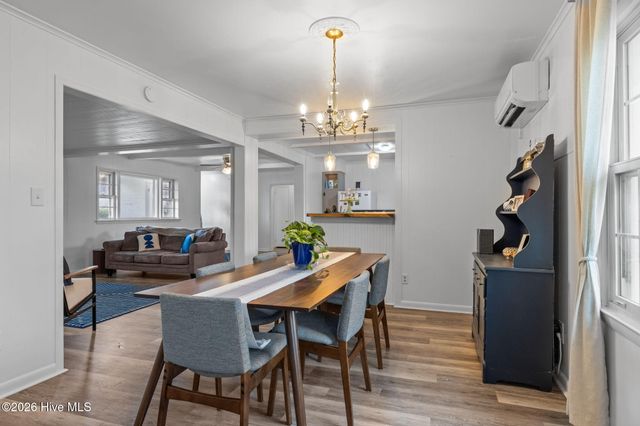 1309 Live Oak Street, Beaufort, NC 28516