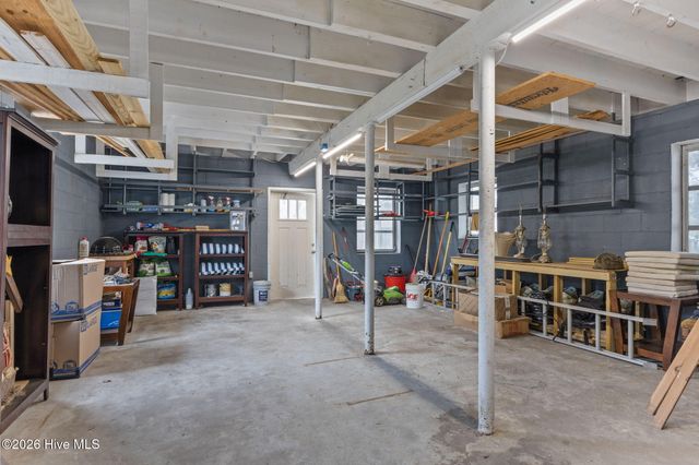 1309 Live Oak Street, Beaufort, NC 28516