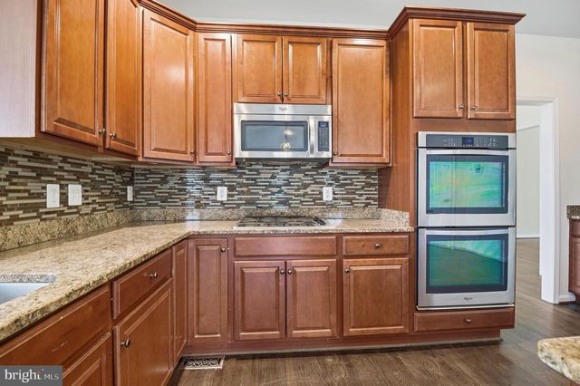 950 GROUSE POINTE DR, Stafford, VA 22556