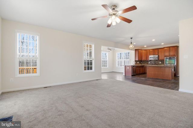 950 GROUSE POINTE DR, Stafford, VA 22556