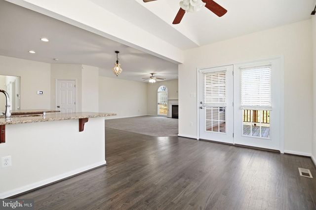 950 GROUSE POINTE DR, Stafford, VA 22556