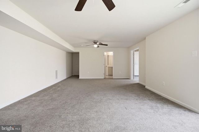 950 GROUSE POINTE DR, Stafford, VA 22556