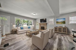 4016 Blanton Ln, Louisville, KY 40216