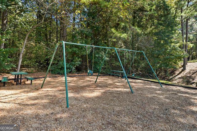 1039 Avery Creek Drive, Woodstock, GA 30188
