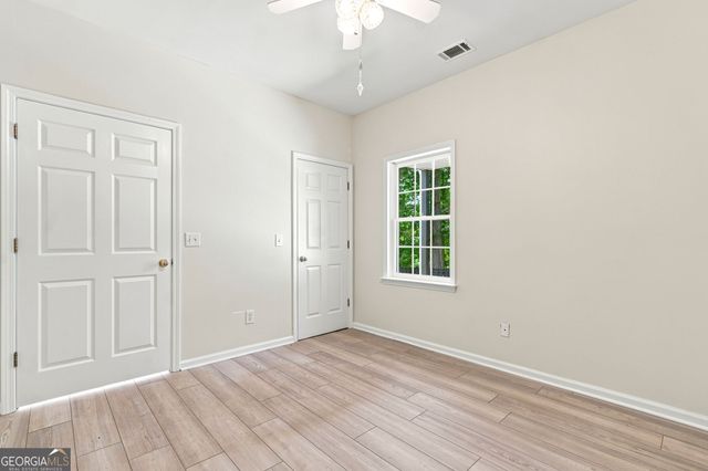 1039 Avery Creek Drive, Woodstock, GA 30188