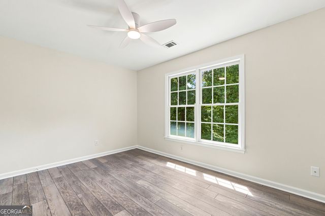 1039 Avery Creek Drive, Woodstock, GA 30188