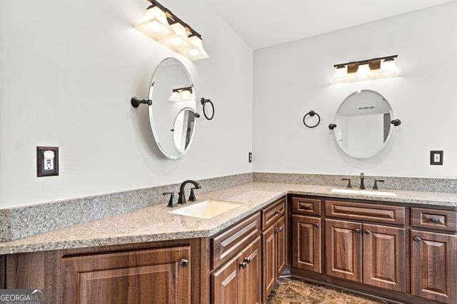 1039 Avery Creek Drive, Woodstock, GA 30188