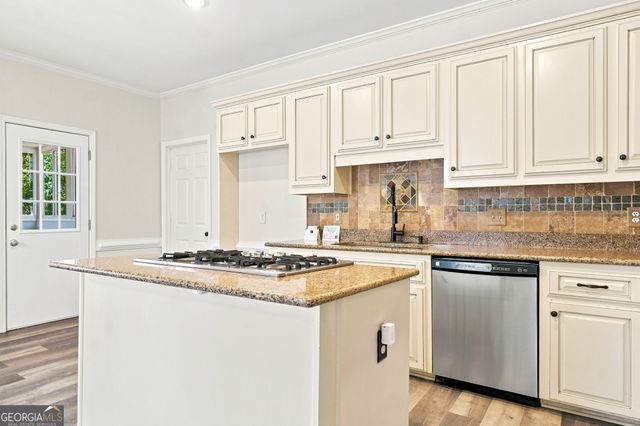 1039 Avery Creek Drive, Woodstock, GA 30188