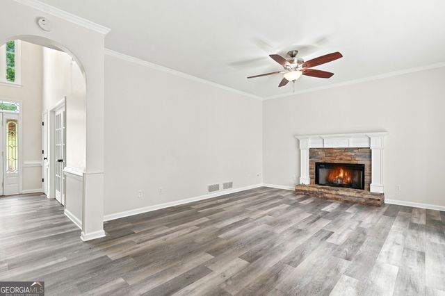 1039 Avery Creek Drive, Woodstock, GA 30188