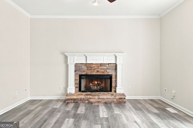 1039 Avery Creek Drive, Woodstock, GA 30188