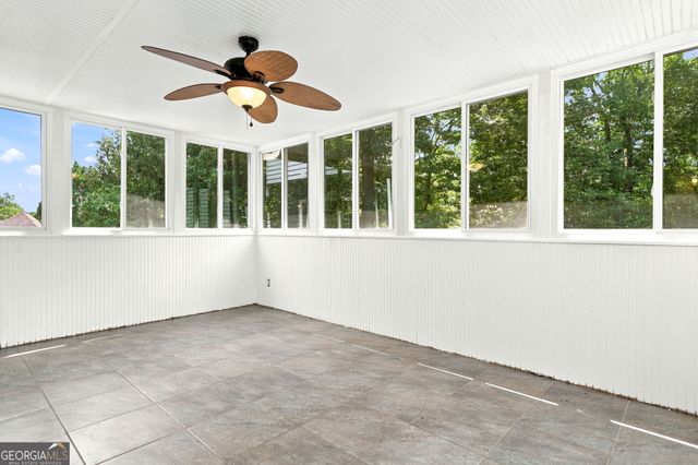 1039 Avery Creek Drive, Woodstock, GA 30188