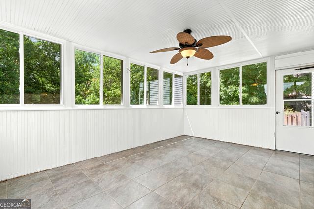 1039 Avery Creek Drive, Woodstock, GA 30188