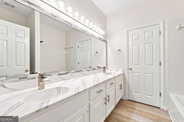 1039 Avery Creek Drive, Woodstock, GA 30188