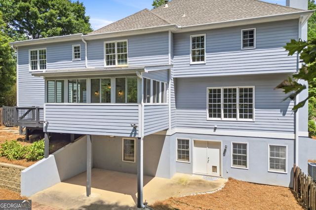 1039 Avery Creek Drive, Woodstock, GA 30188