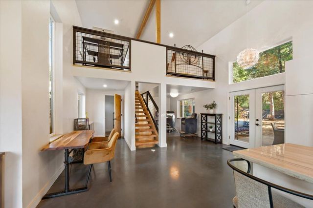 12555 Colfax Hwy, Grass Valley, CA 95945