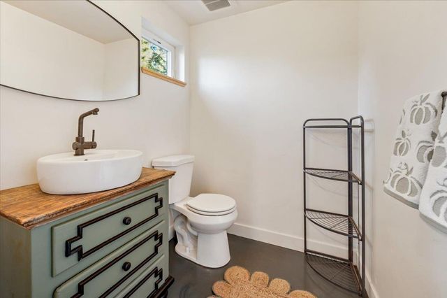 12555 Colfax Hwy, Grass Valley, CA 95945