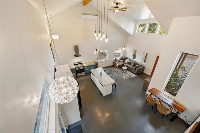 12555 Colfax Hwy, Grass Valley, CA 95945