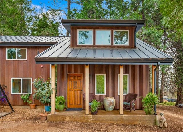 12555 Colfax Hwy, Grass Valley, CA 95945