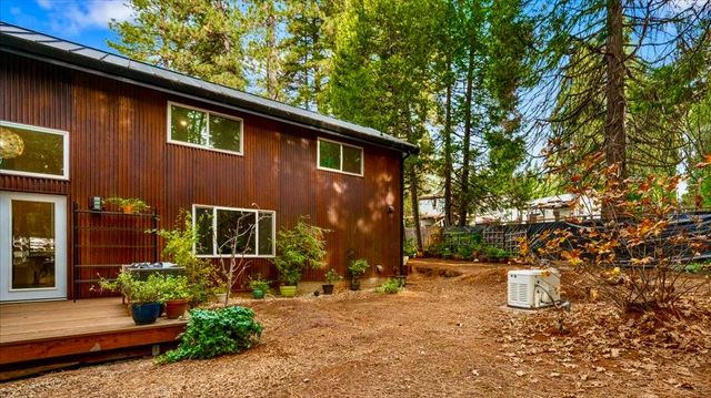 12555 Colfax Hwy, Grass Valley, CA 95945