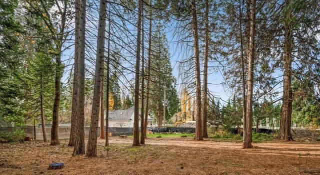 12555 Colfax Hwy, Grass Valley, CA 95945