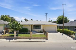 1019 Sterling Road, Bakersfield, CA 93306