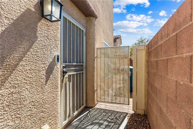 7498 Buttonbrush Court, Las Vegas, NV 89139