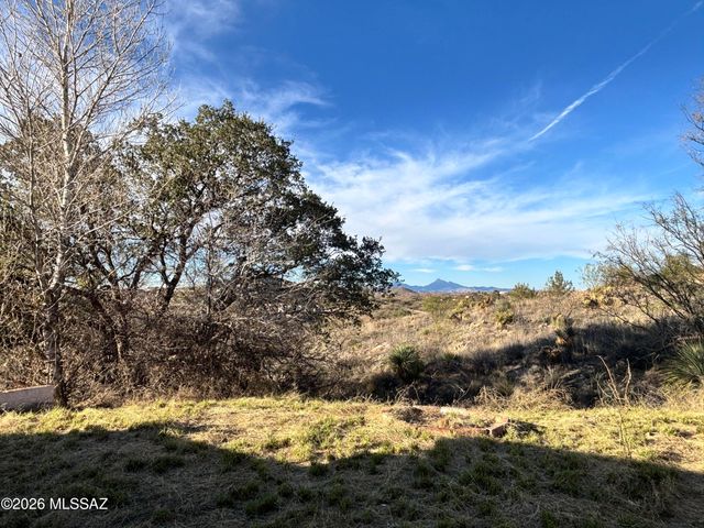 877 E Calle Esplendor, Nogales, AZ 85621