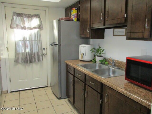 877 E Calle Esplendor, Nogales, AZ 85621