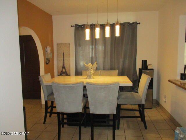 877 E Calle Esplendor, Nogales, AZ 85621