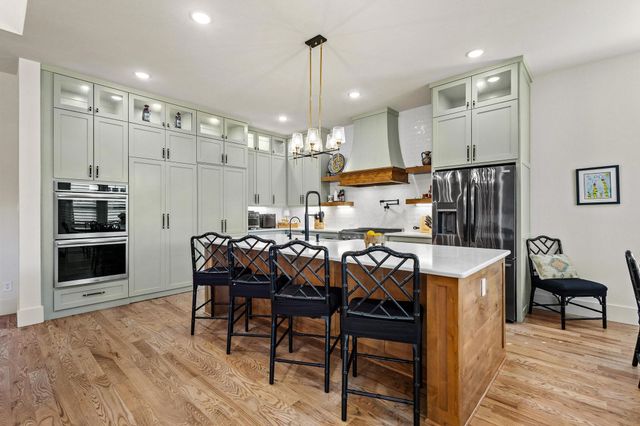 105 Shawnee Trail, Pottsboro, TX 75076