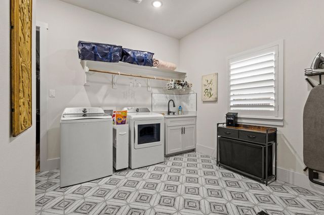 105 Shawnee Trail, Pottsboro, TX 75076