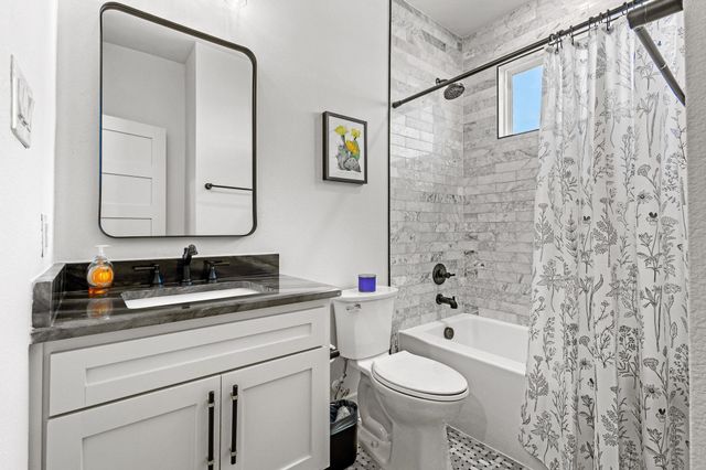 105 Shawnee Trail, Pottsboro, TX 75076