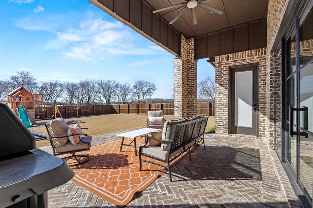 105 Shawnee Trail, Pottsboro, TX 75076